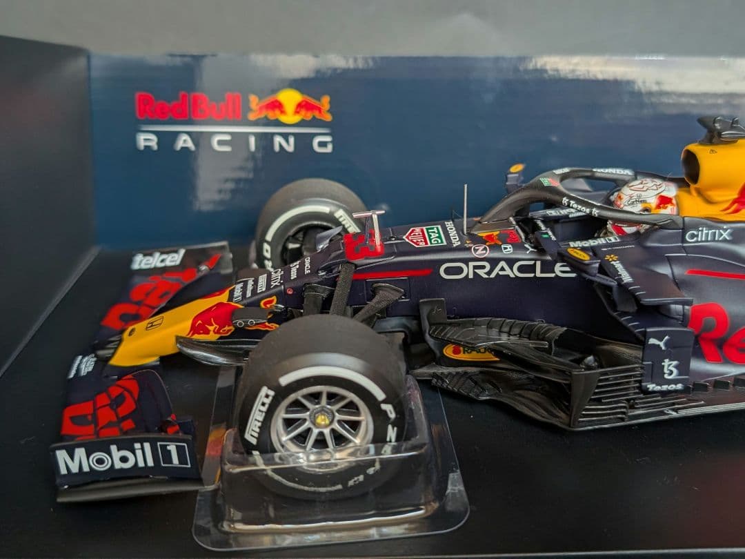 ミニチャンプス 1/18 レッドブル ホンダ RB16B M.フェルスタッペン