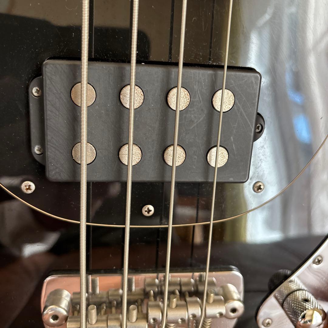 エレキベース ブラック　Sterling Ray34