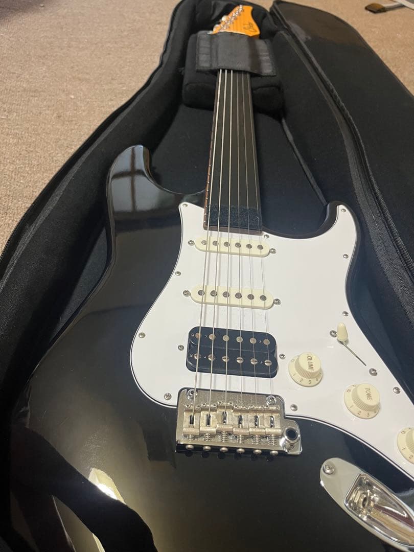 suhr JE-Line Classic S Ash HSS リフィニッシュ品