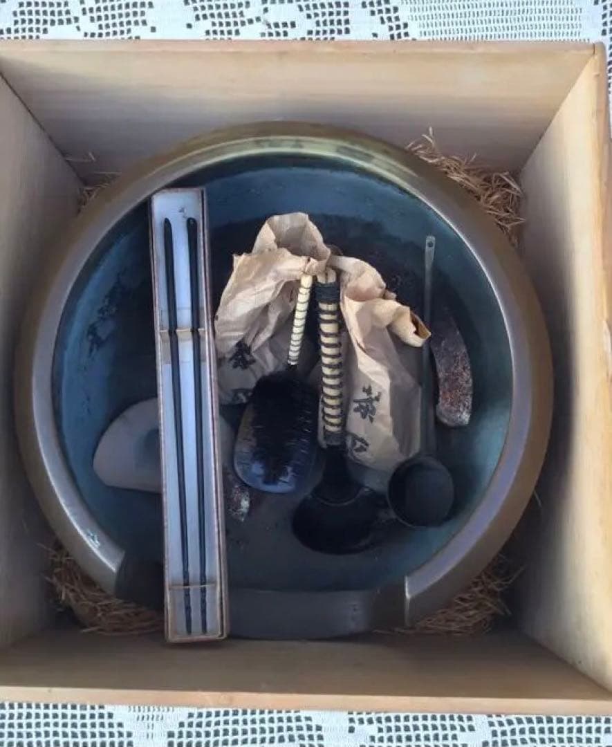 C10 茶道具・唐銅面取風炉・風炉・灰匙セット