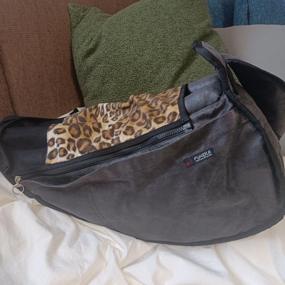 希少FUNDLE ファンドルペットスリング グレー×レオパード キャリーバッグ