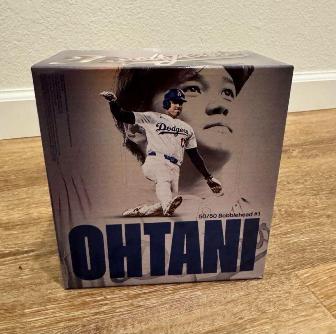 大谷翔平　ボブルヘッド　50/50 セット　来場者限定　冊子付き