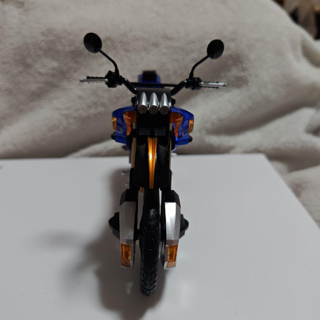 日*4様 真骨彫製法仮面ライダーガタックとガタックエクステンダー+ハイパーガタッ