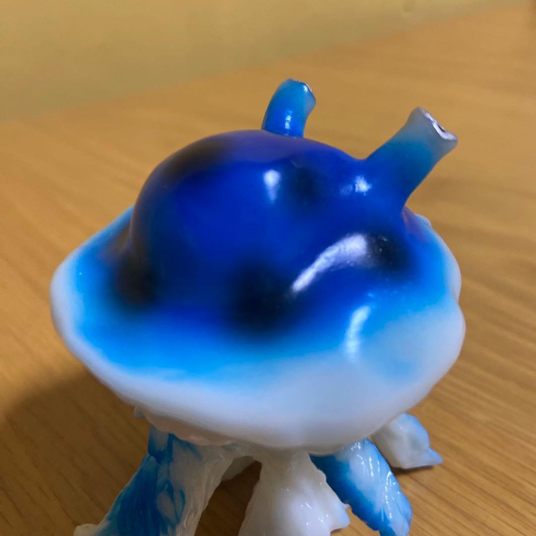 ヤモマーク プニゴン 乳白成型 ソフビ 5438