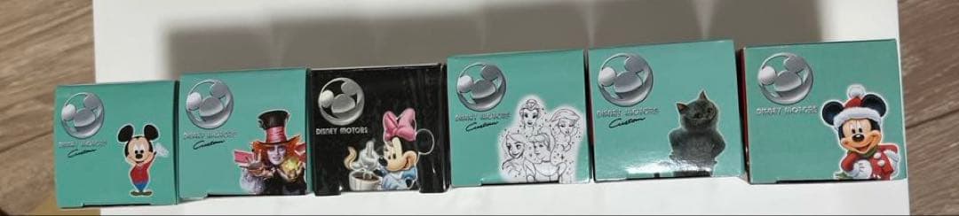 ディズニートミカ ディズニーモータース　まとめて　12台　セット