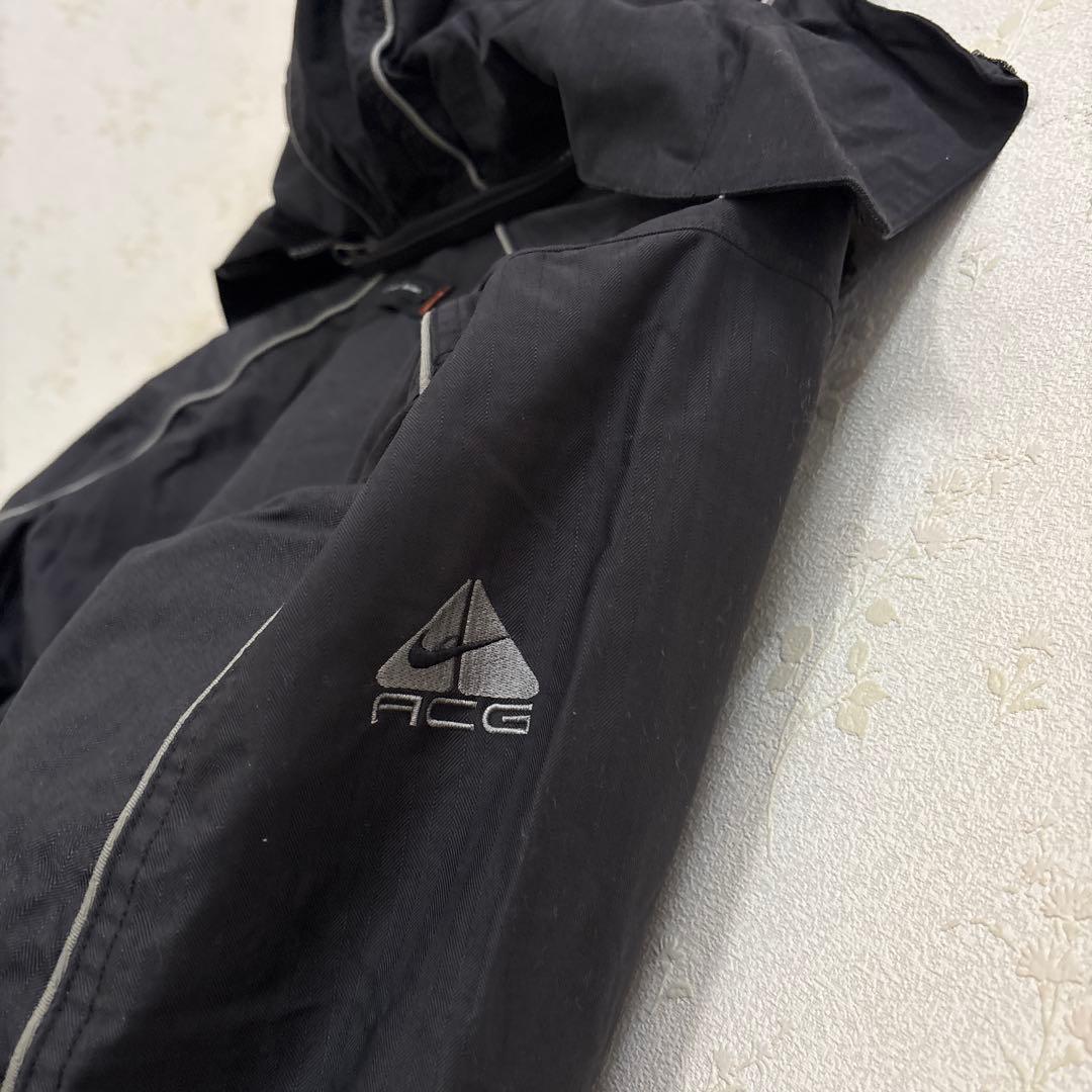 NIKE★ナイキACG ブラックジャケット★スキーウェア、スノーボードウェア★上
