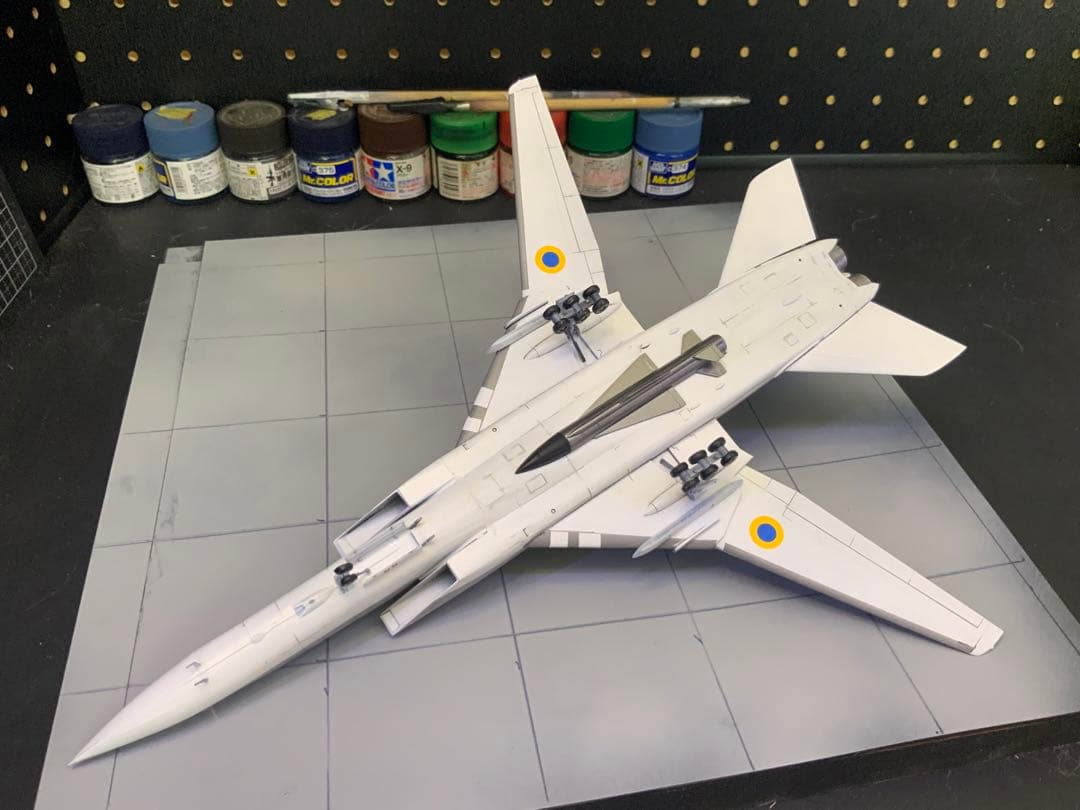 1/144スケールTu22M3中距離爆撃機2機セット
