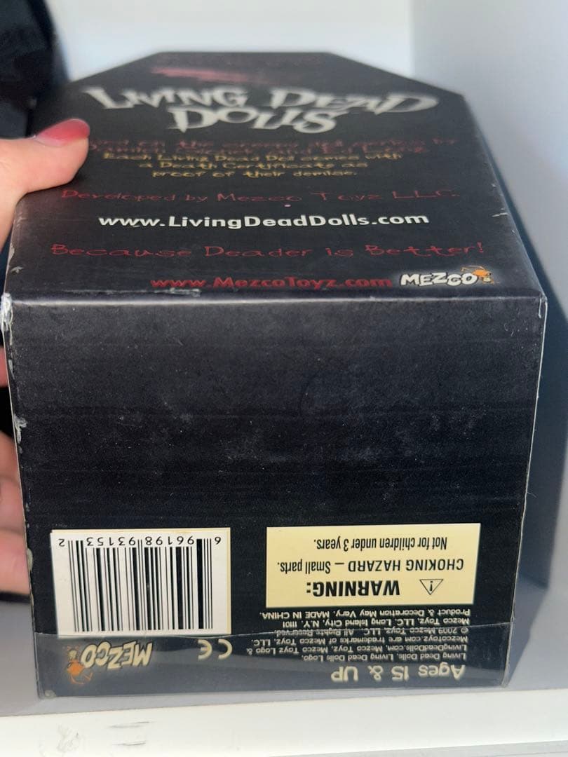 LIVING DEAD DOLLS Sanguis シリーズ19