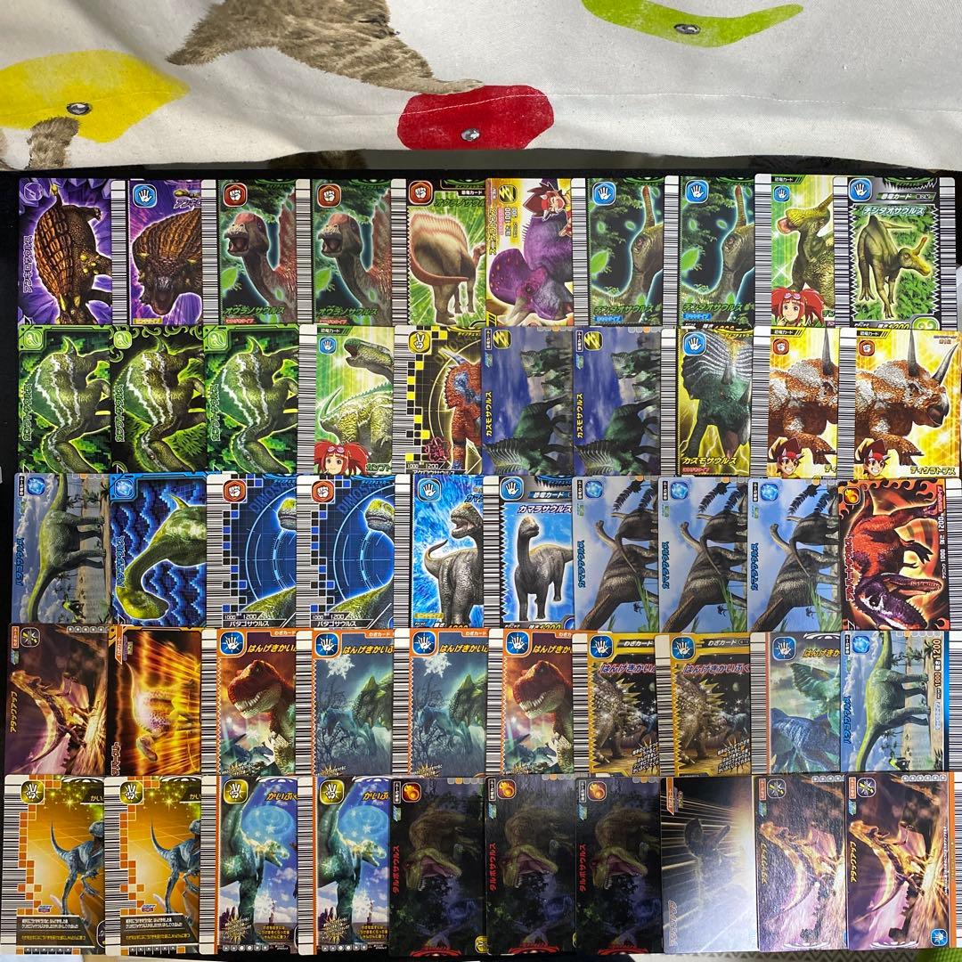 【B144】恐竜キング　カード　808枚　大量まとめ売り