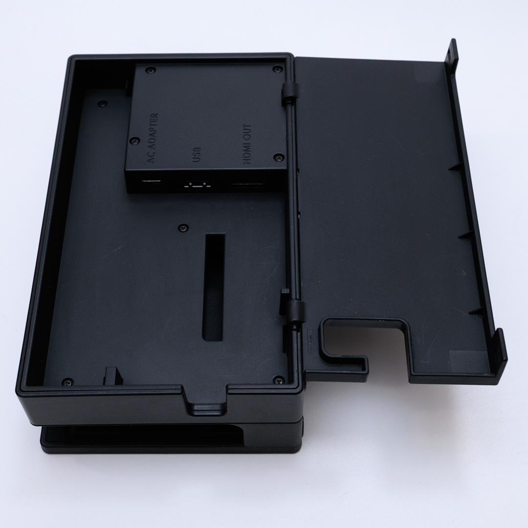 任天堂　スイッチ　NINTENDO　SWITEC　(438)