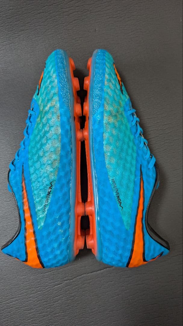 ナイキ　NIKE ハイパーヴェノム ファントム HG-E　サッカースパイク