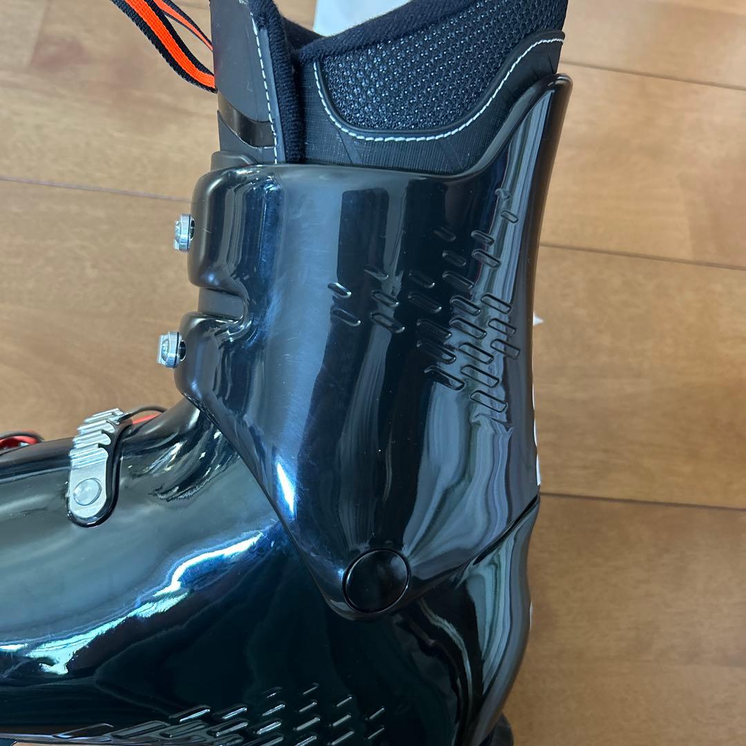 新品！タグ付き！ロシニョール　 スキーブーツ 黒　赤　子供　23.5