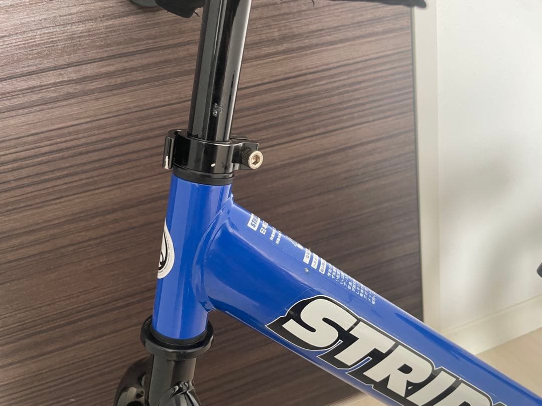 【美品】STRIDER ストライダー スポーツモデル　ブルー 12インチ