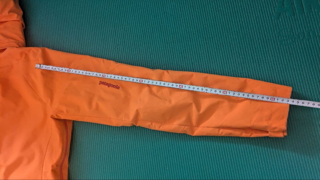 patagonia 女性用スキーウェア オレンジ