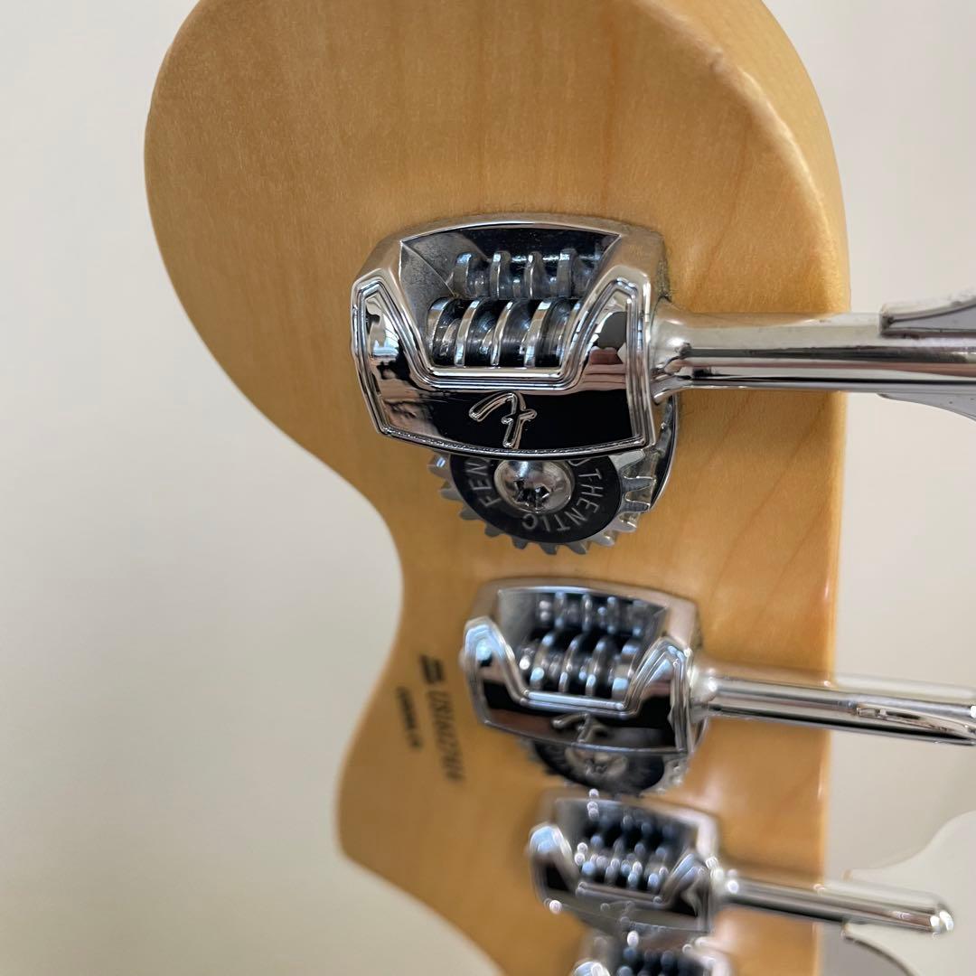 ベース Fender American Elite Jazz Bass