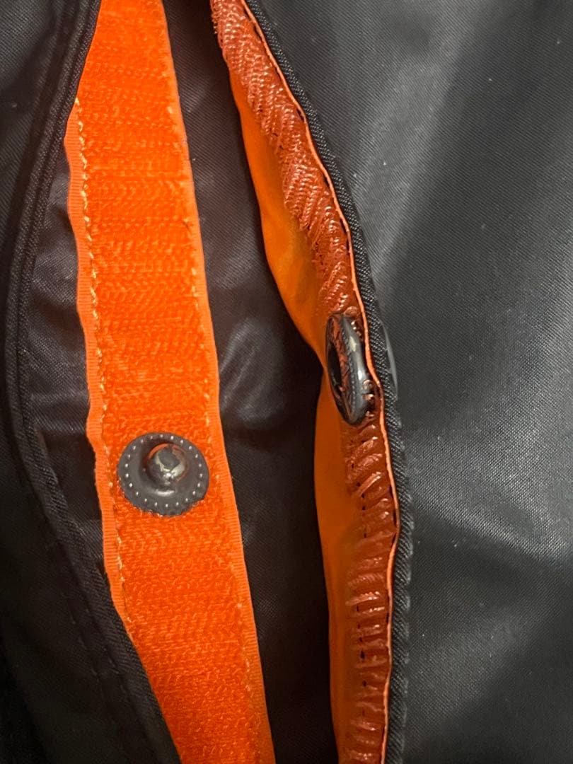 ポータータンカー3wayビジネスバッグショルダーベルト欠品です。