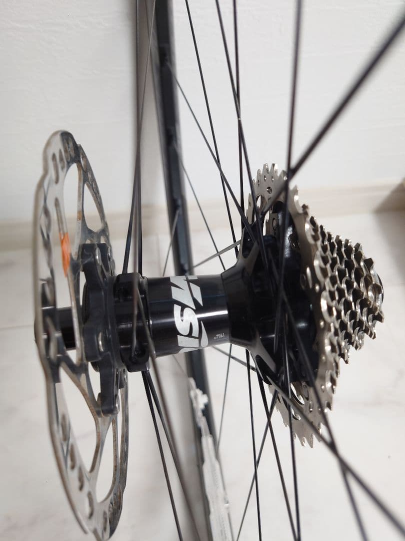 Vision Trimax 30 ディスクブレーキ　アルミホイール　セット