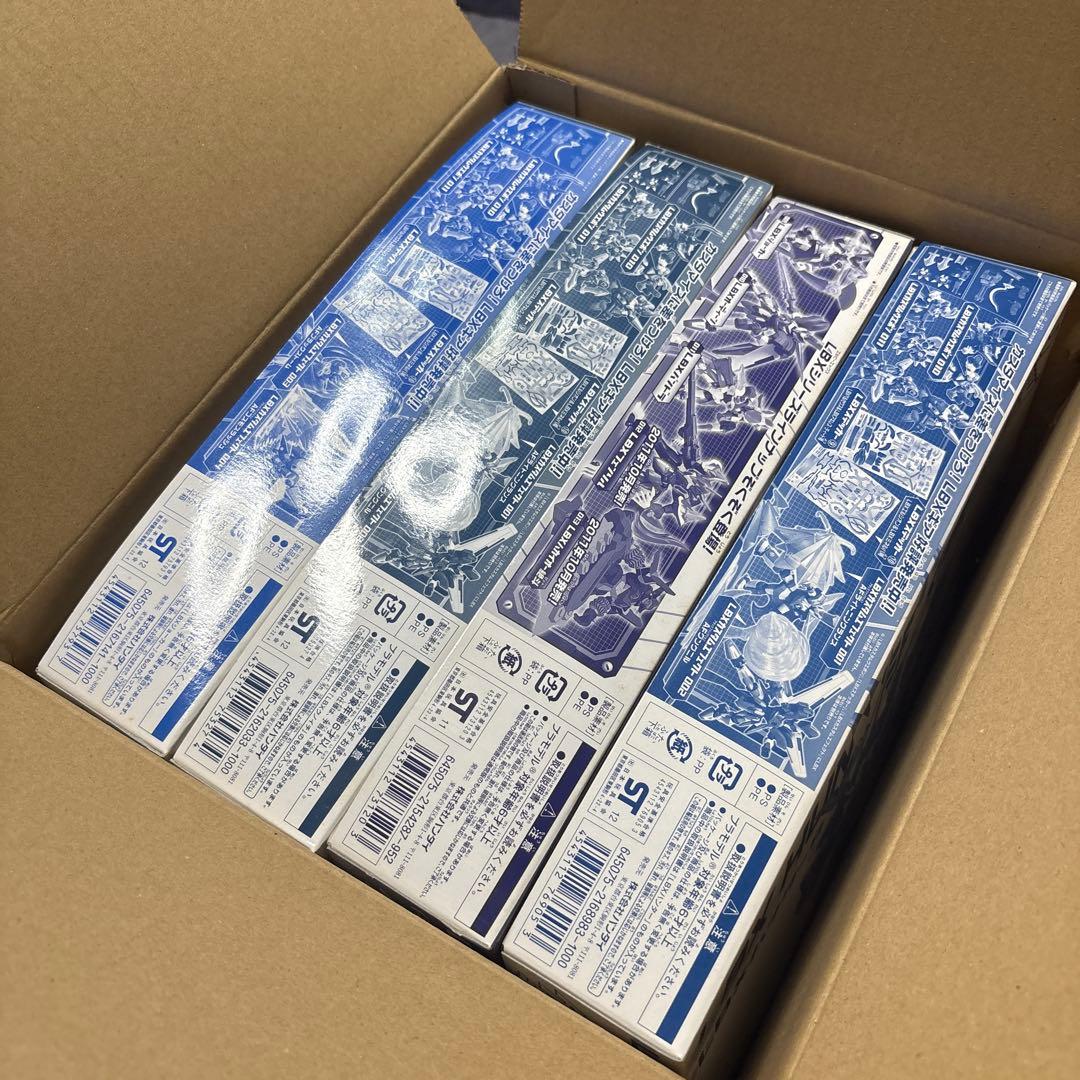 ダンボール戦機　新品未開封　限定LBX4体セット