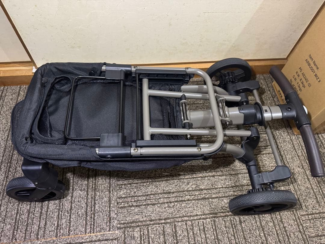 AirBuggy エアバギー　wiz Ｘ　専用マット付　美品
