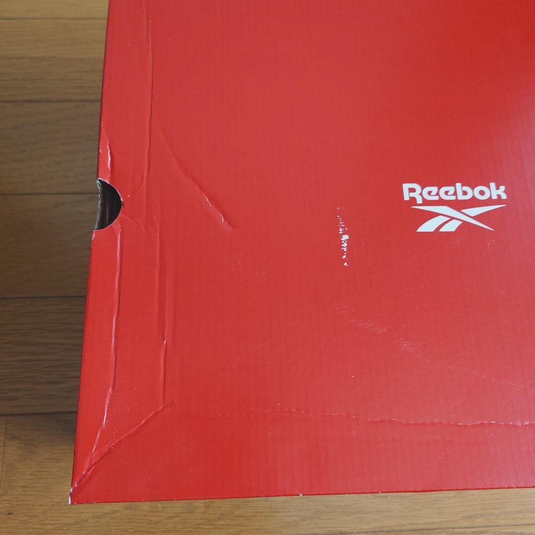 Reebok バスケットボールシューズ グレー　エンジンA