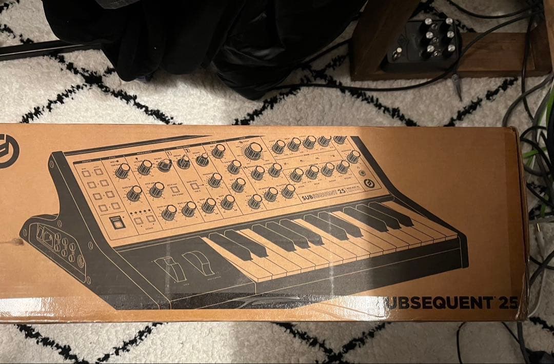 Moog Subsequent 25アナログシンセサイザー