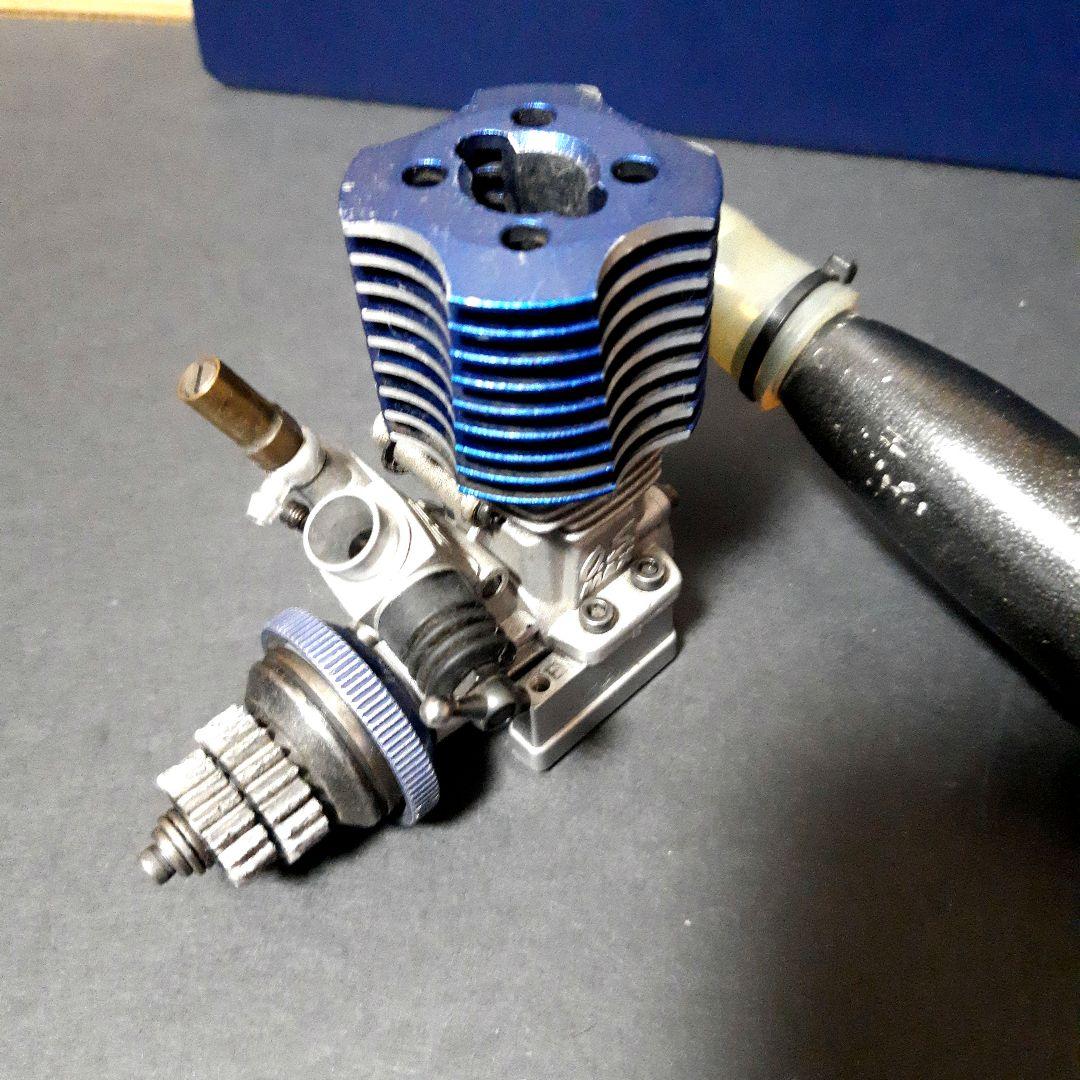 専用出品です。ノバ12エンジンとOS 12CVRエンジン2点です。