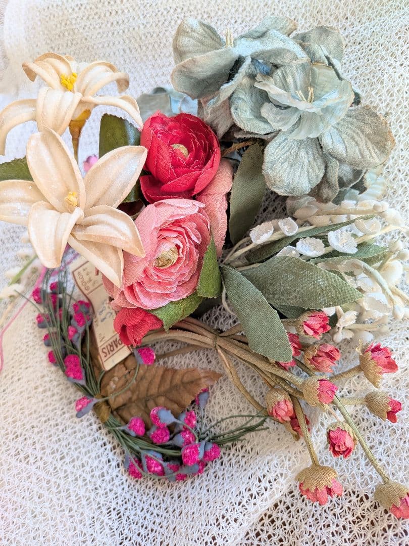 カルトナージュBOXに布花ぎっしりセット フランス製アンティーク