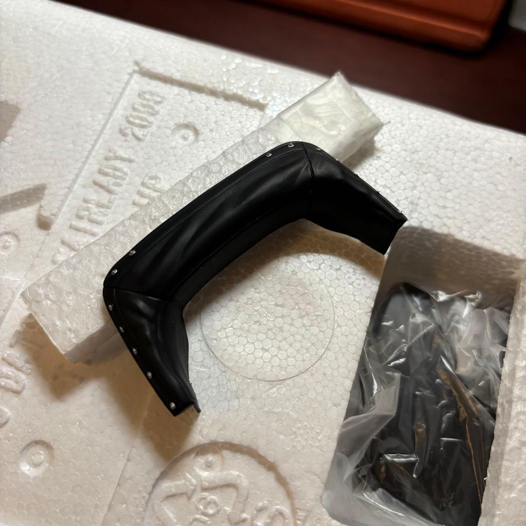 オートアート 1/18 ダットサン フェアレディ 2000 SR311 未展示品