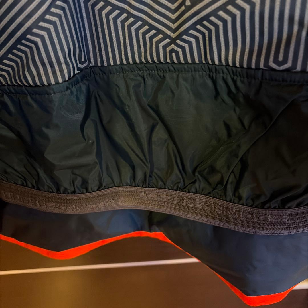 アンダーアーマー  INSULATED CORE JACKET