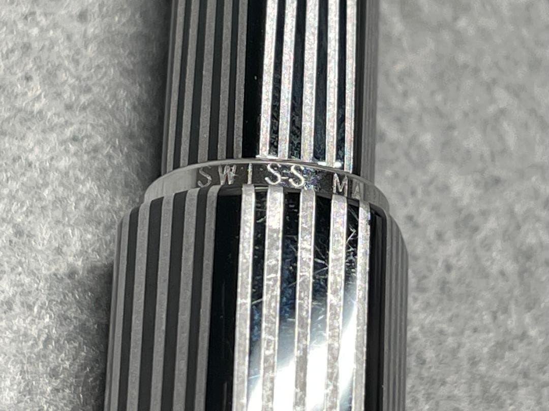 CARAN　D'ACHE(カランダッシュ)RNX.316　PVDブラック　万年筆