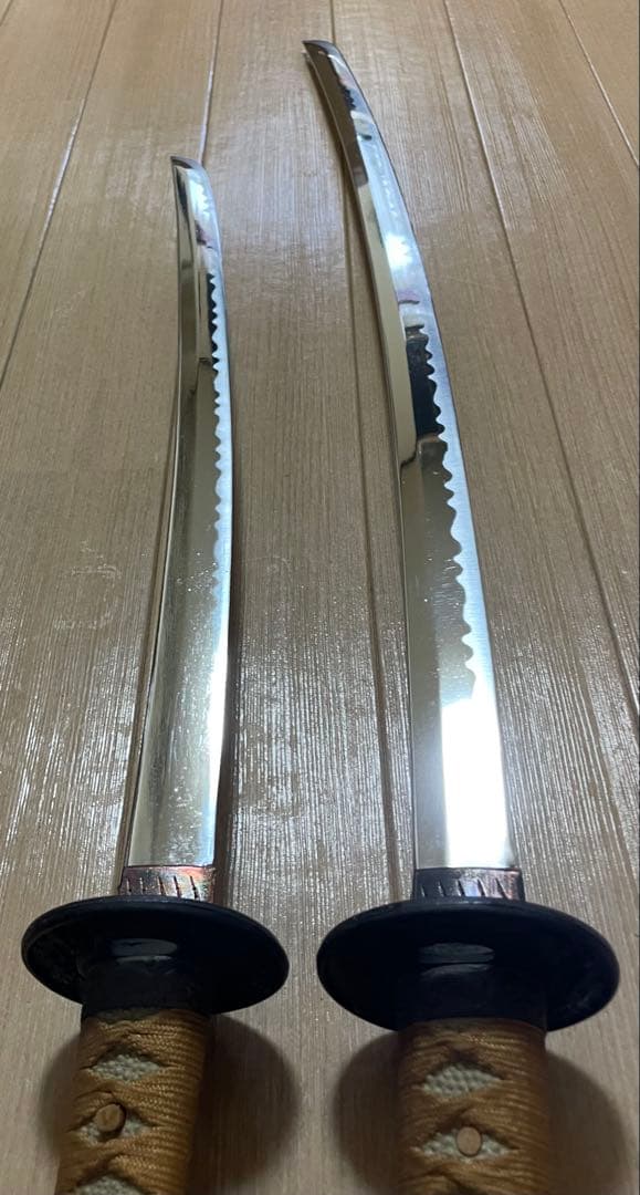 模造刀　居合刀　太刀　脇差　刀掛け　武具　b414