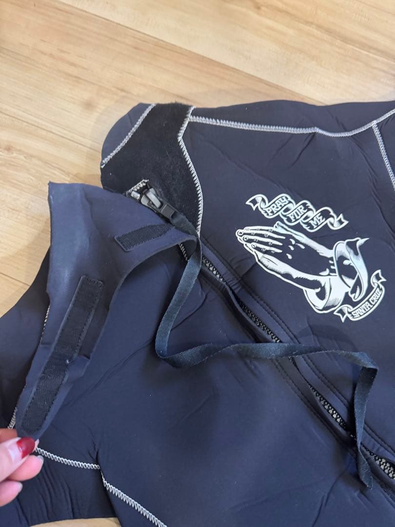 黒 日本プロサーフィン　ウェットスーツ　フルスーツ ジッパー付き フィン付き