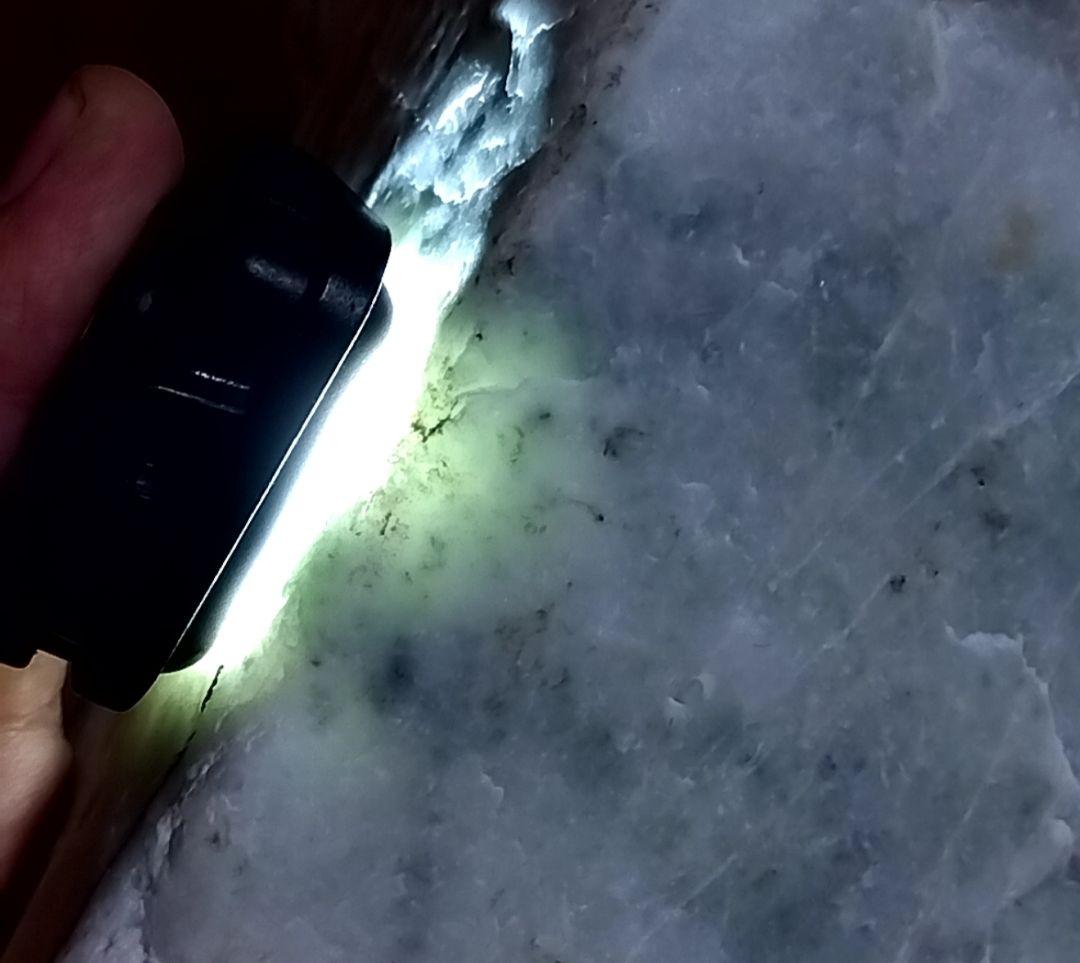 ★翡翠原石★糸魚川硬玉【横川転石・川ズレ・ウブ16kg】