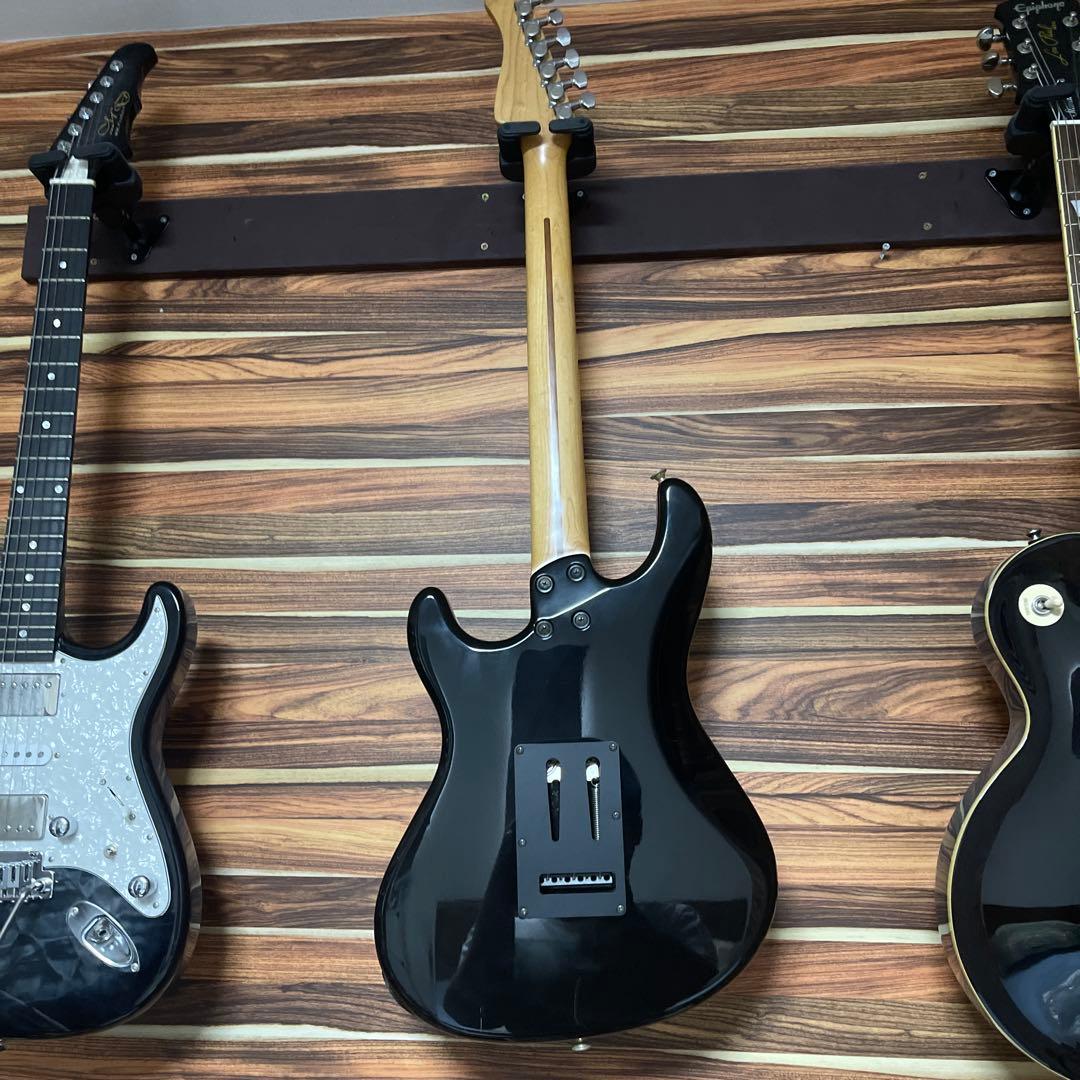 フェルナンデス　ストラト