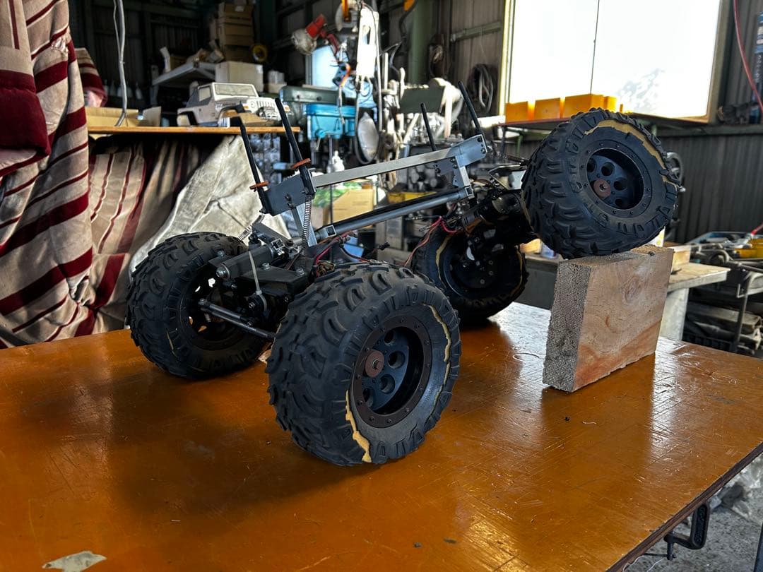 タミヤクラットバスター改　スティックシャーシ ハブリダクション4WS