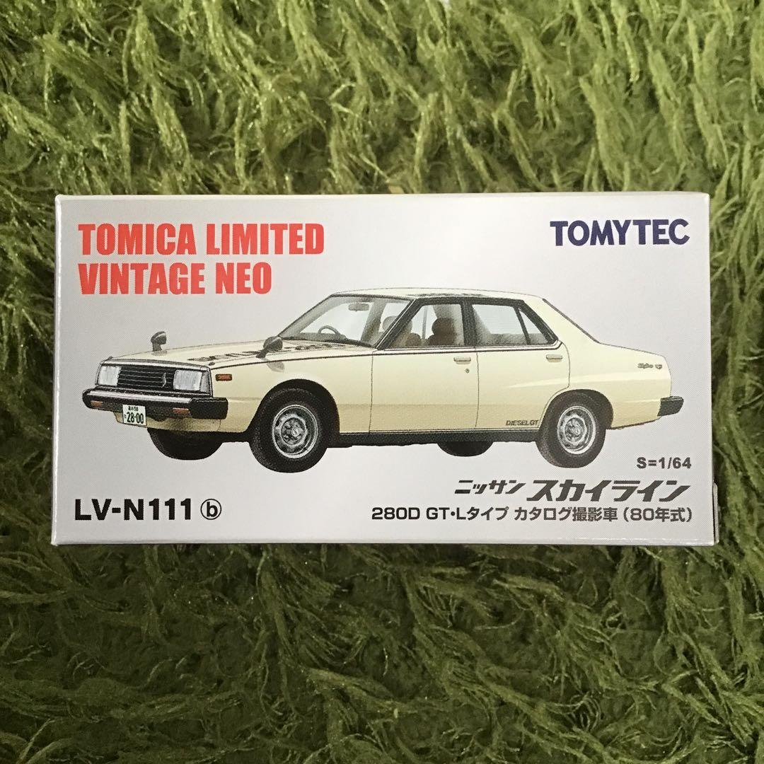 TOMICA LIMITED VINTAGE NEO ニッサン　スカイライン