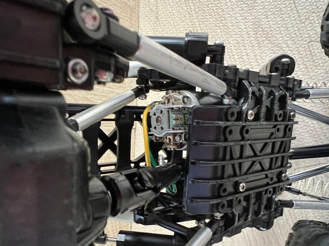 タミヤ CR01（4WS）（LED付き）