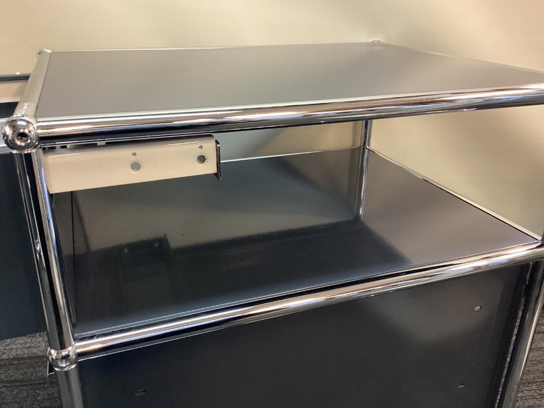 鍵付き　USMハラー　ロールボーイ　２段　デスクワゴン　アントラサイト　E　★