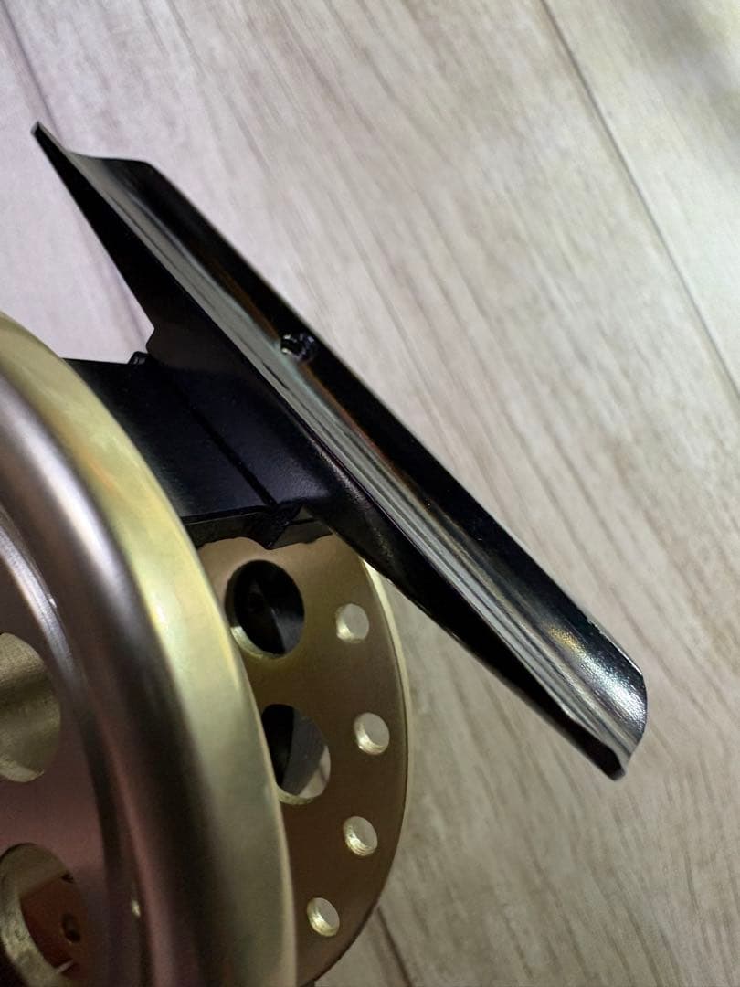 美品 STEEL FIN SPECTRA フライリール #4/5