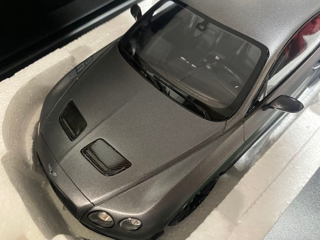 限定品　ベントレーコンチネンタルGT3-Rマットグレー1/18 品質管理カード付