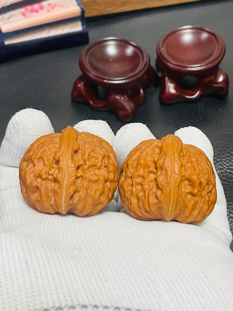 厚揚げNo.404❤️遊ぶクルミ　文玩核桃 希少変異種核鼎