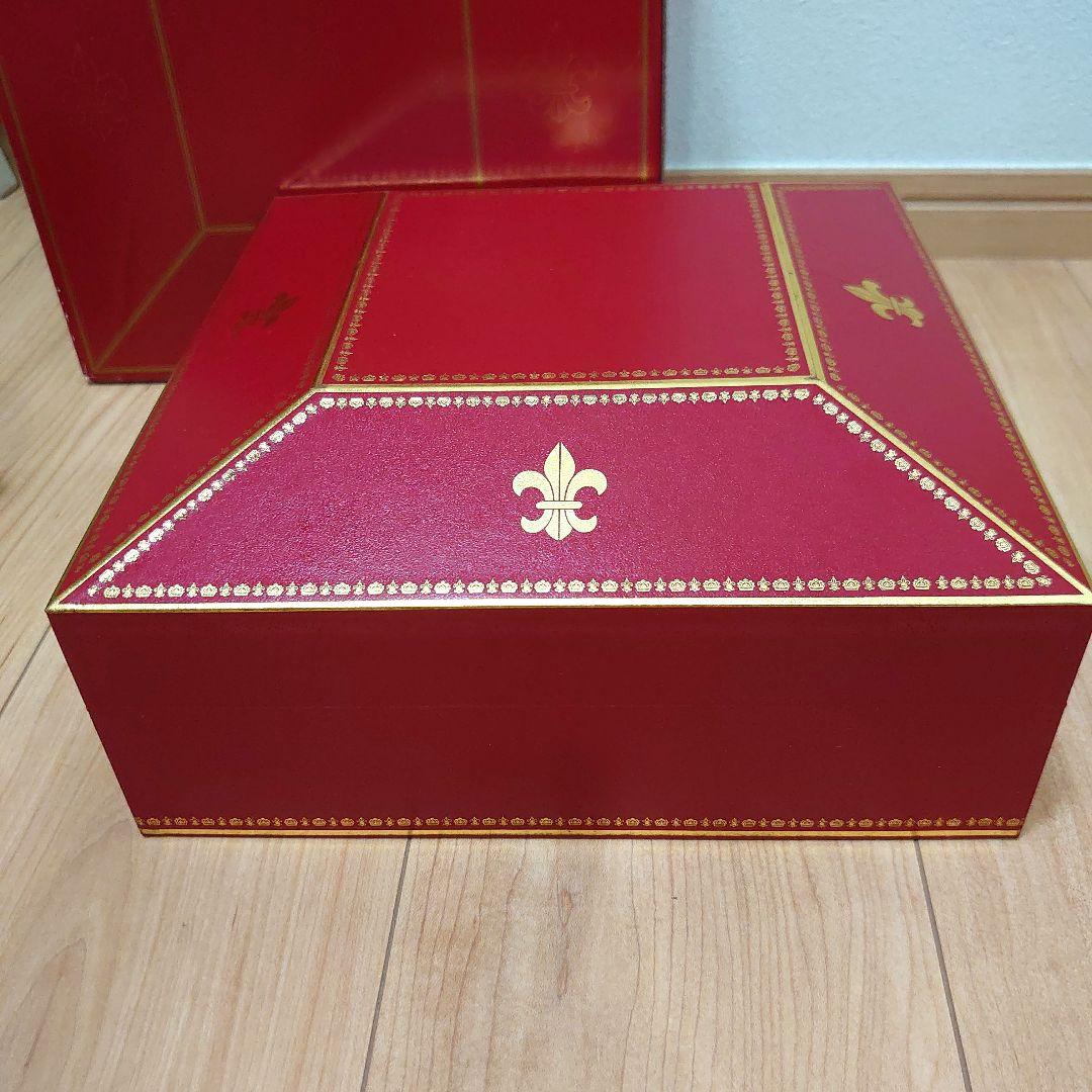 レミーマルタン ルイ13世 金キャップ　替栓付き・四角形箱　未開封・訳有