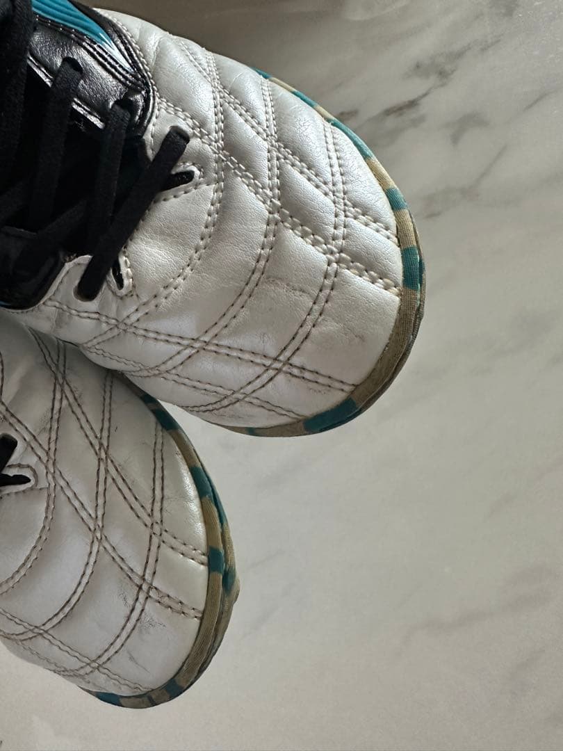 ミズノ モナルシーダ TF(ブラック×ブルー)