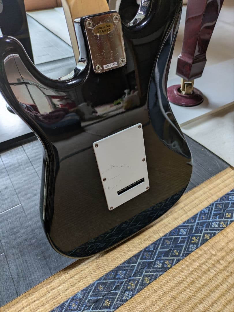 バスカーズ　BUSKER'S ブラック エレキギター ストラトタイプ