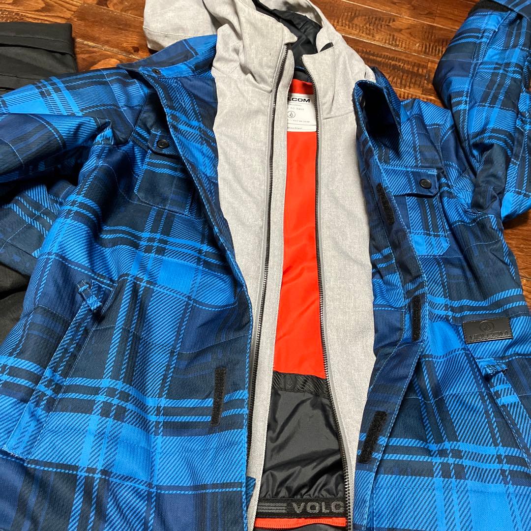 Volcom ヴォルコム　ボルコム　スノーボードウェア　スキーウェア