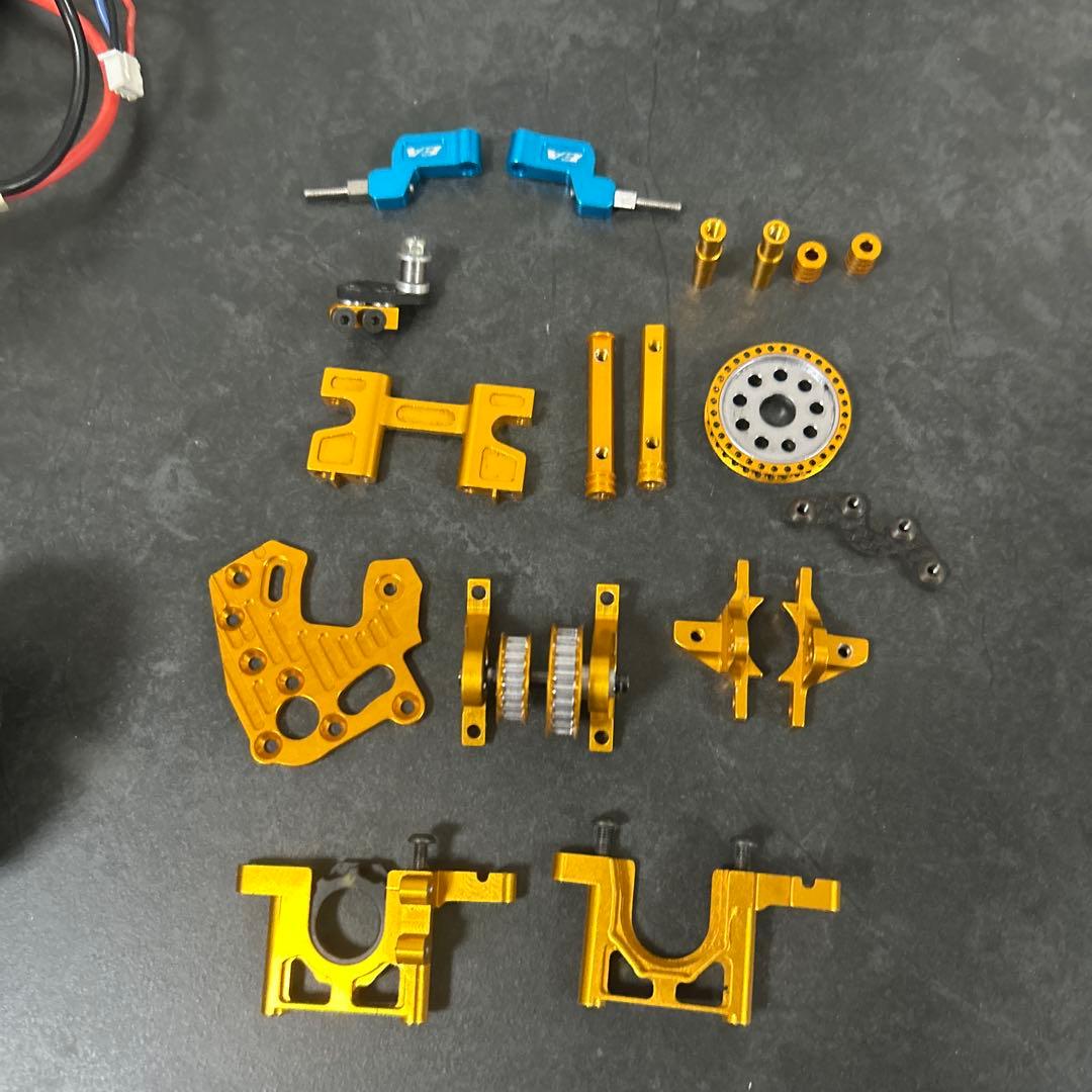 ラジドリ　TA-05 VDF　ゴールド　魔改造シャーシ　2駆　ＲＷＤ化