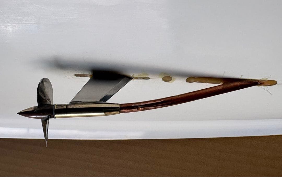 ラジコンエンジンボート