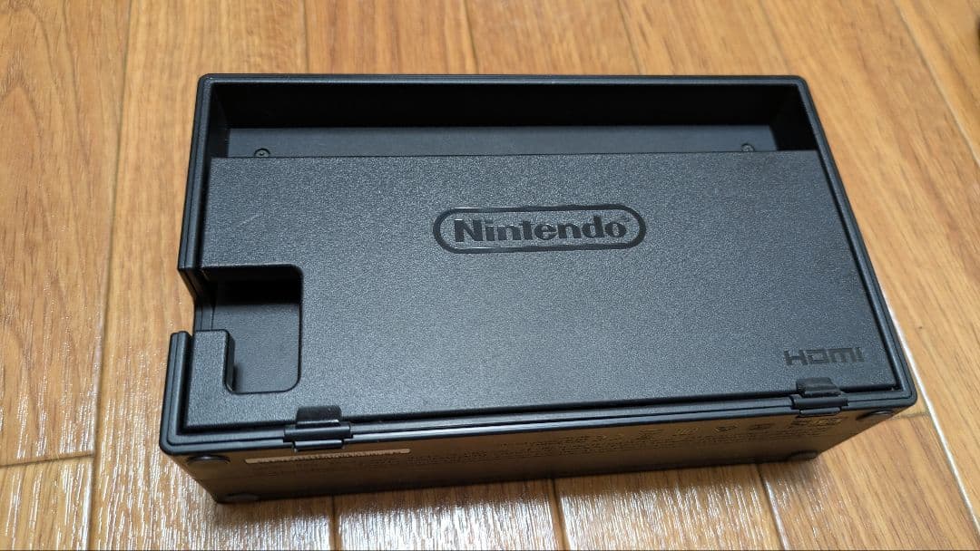 箱付き美品！ニンテンドースイッチ本体（おまけ：ハードケース、128GBのSD）