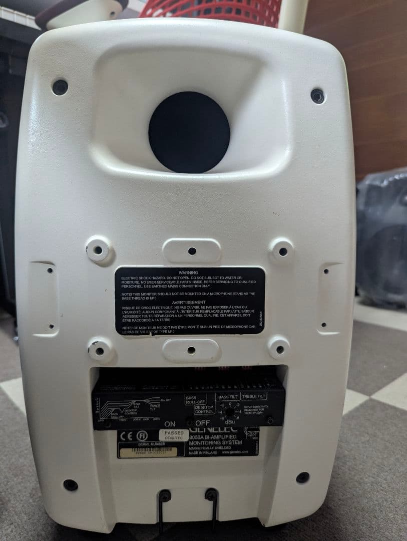 お買い得 GENELEC 8050A ペア モニタースピーカー