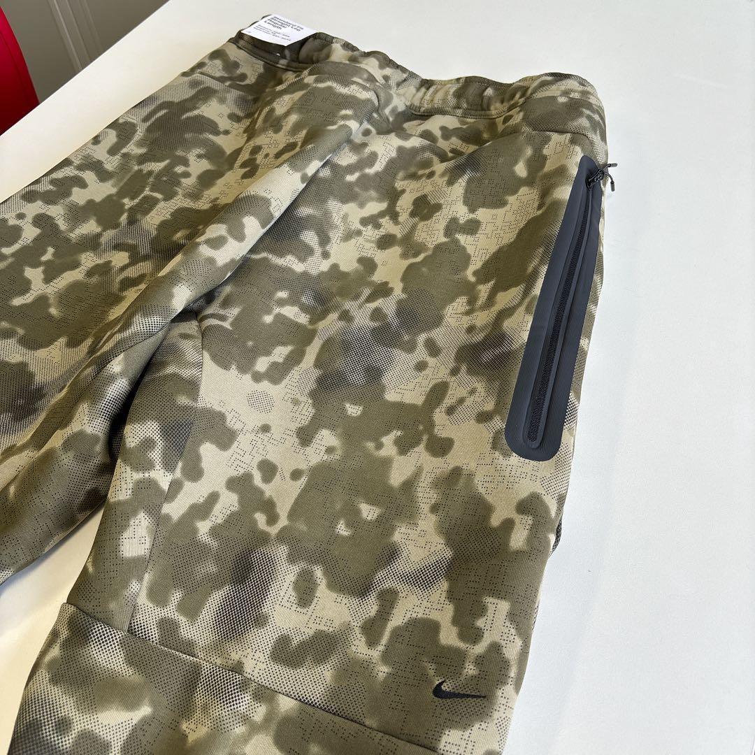 【新品】ナイキ テック メンズ オープンヘム フリース カモ パンツ 2XL
